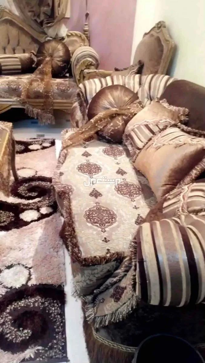 البيع كنب تركي نظيف جداً 13 شخص نقش يدوي مكة المكرمة  الشرايع مخطط 11 في مكة المكرمة بسعر ألف ريال سعودي