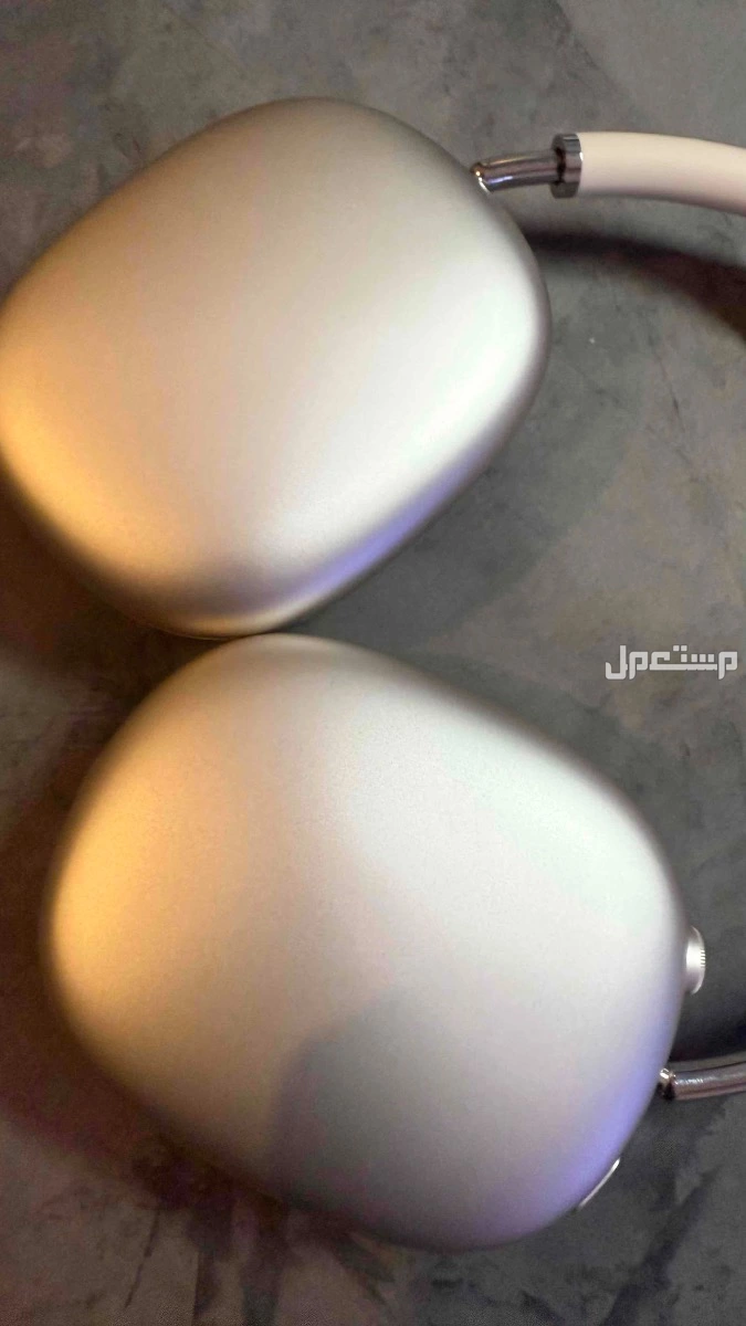 للبيع سماعة ابل ايربودز ماكس اخت الجديد في الرياض