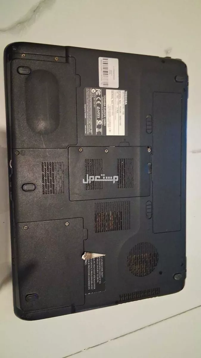 لابتوب للبيع فيه بعض المشكله وببيعه اقل من 100 ريال وبراعي للصامل