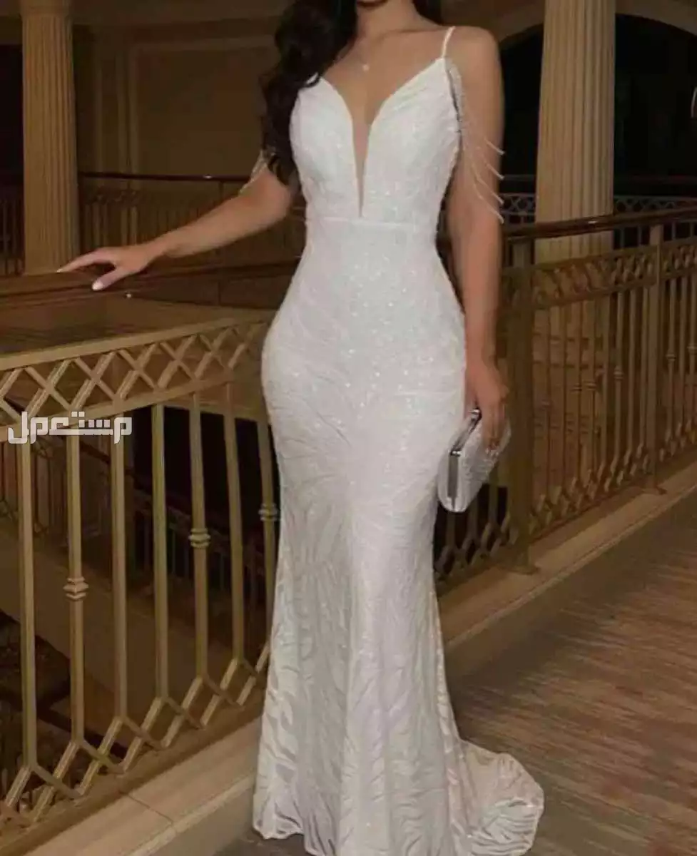 فستان نسائي ابيض فخم 500 في حفر الباطن بسعر 500 ريال سعودي