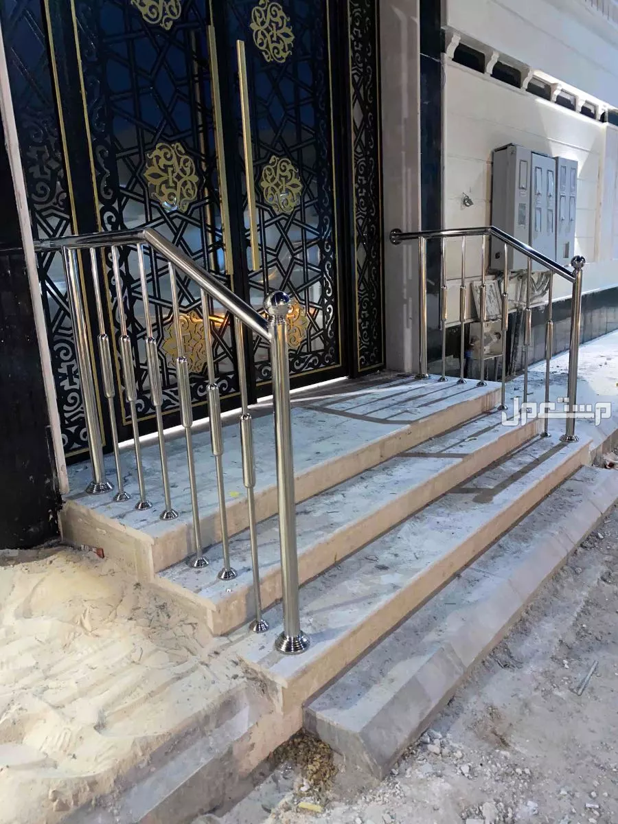 تفصيل درابزين السعر على المتر وعلى حسب الشكل