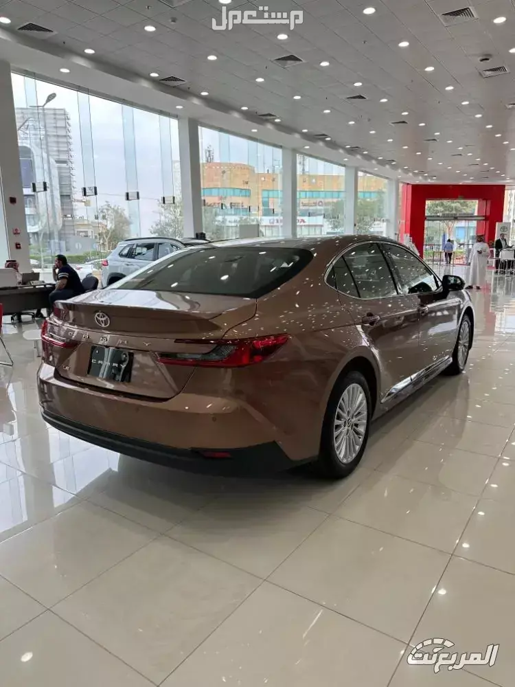 أفضل سيارة للعمل في أوبر السعودية.. السيارات المقبولة 2026 تويوتا كامري 2025
