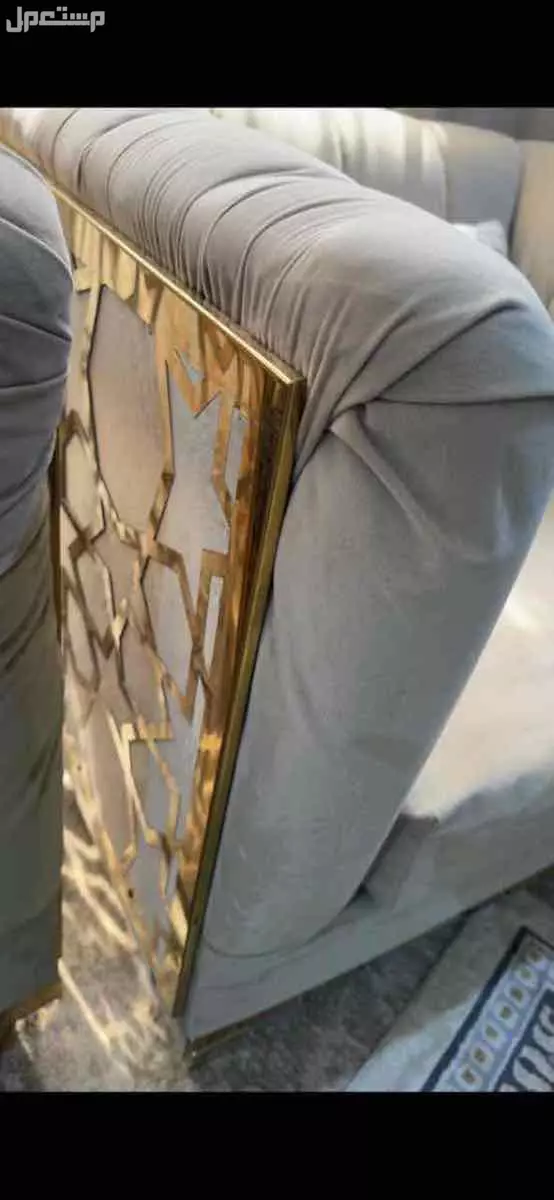 كنب كلاسيكي بيج غامق فخم وهادي