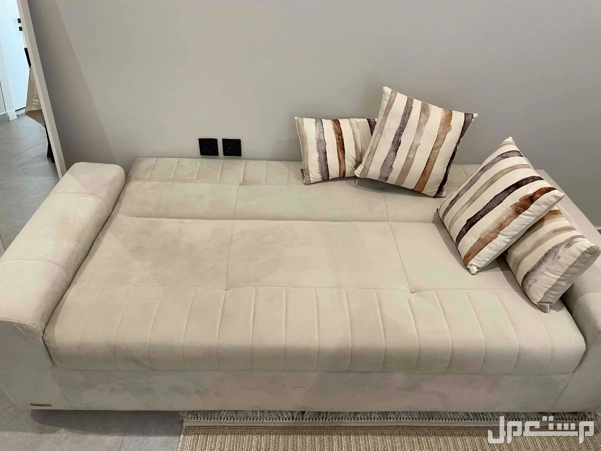 كنب يصبح سرير في ثواني في الرياض بسعر 500 ريال سعودي
