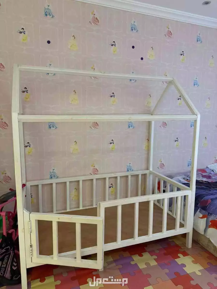 سرير اطفال تفصيل  في جدة بسعر 500 ريال سعودي