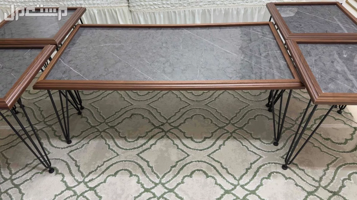 للبيع طاولات خدمة-الاحساء-الهفوف