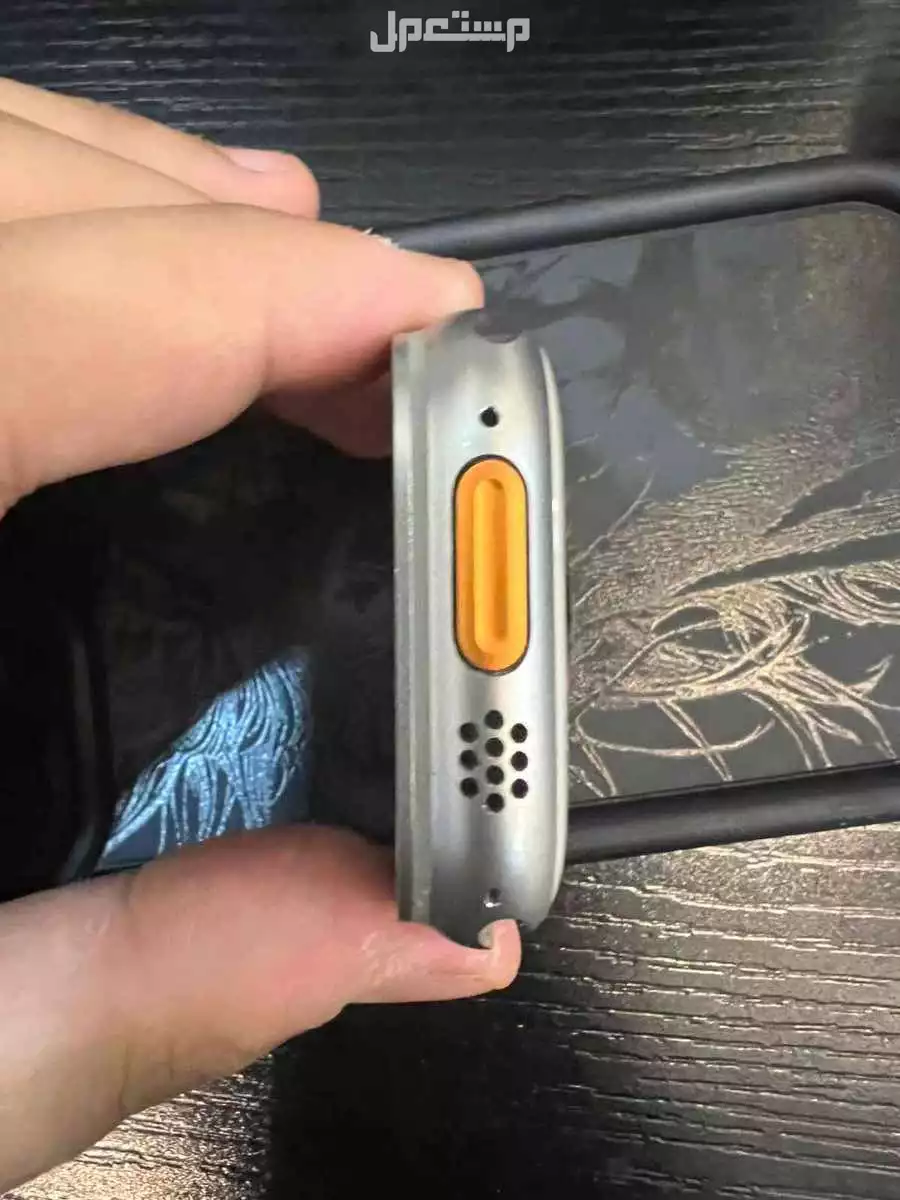 للبيع ساعة ابل واتش الترا 1 في الدمام