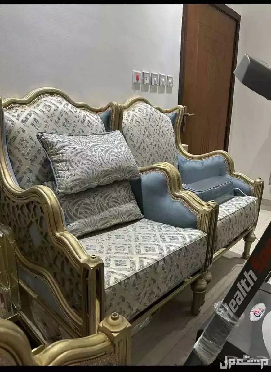 مكة حي التخصصي   كنب اخو الجديد للبيع في مكة المكرمة بسعر 4 آلاف ريال سعودي وقابل للتفاوض