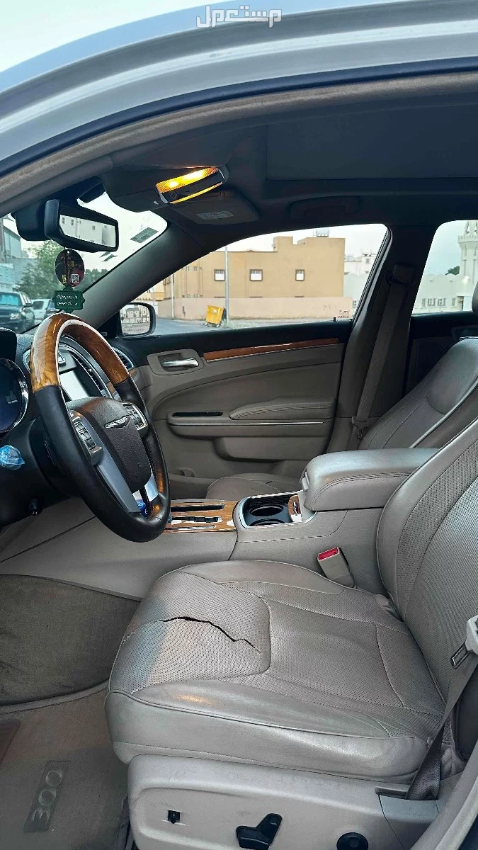 كرايسلر C300 2014 مستعملة للبيع في نجران بسعر 40 ألف ريال سعودي