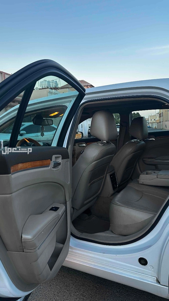 كرايسلر C300 2014 مستعملة للبيع في نجران بسعر 40 ألف ريال سعودي