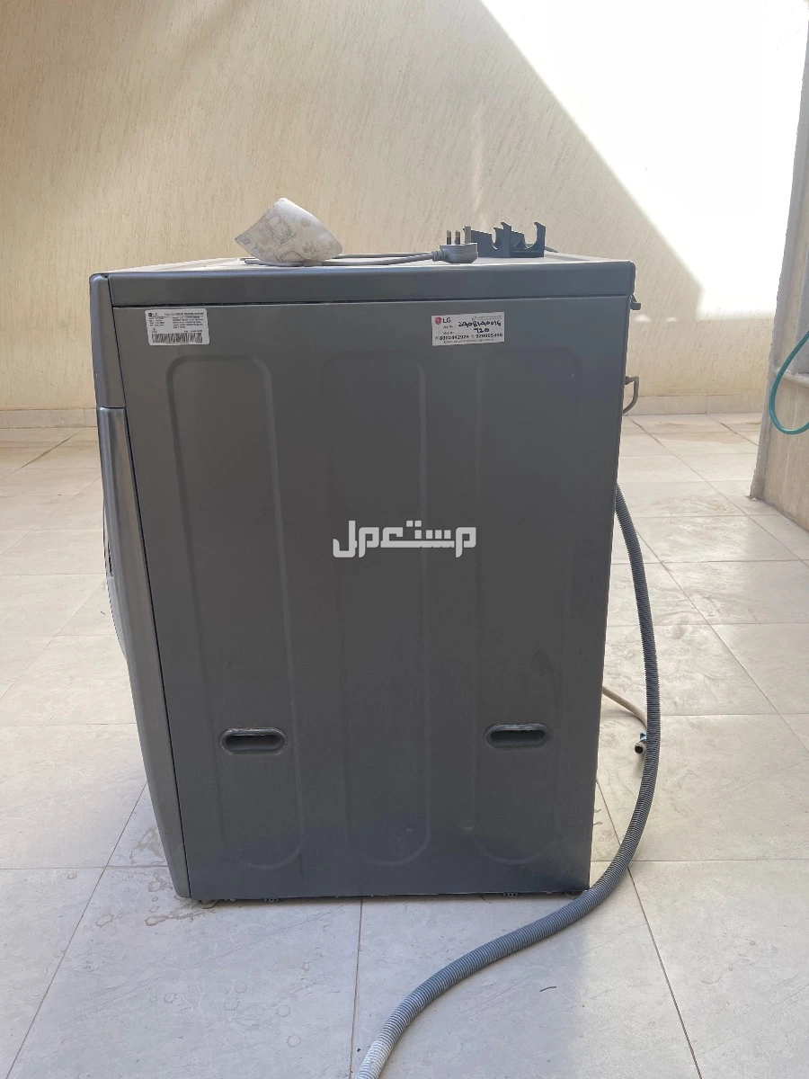 غسالة + مجفف LG في الرياض بسعر 1500 ريال سعودي