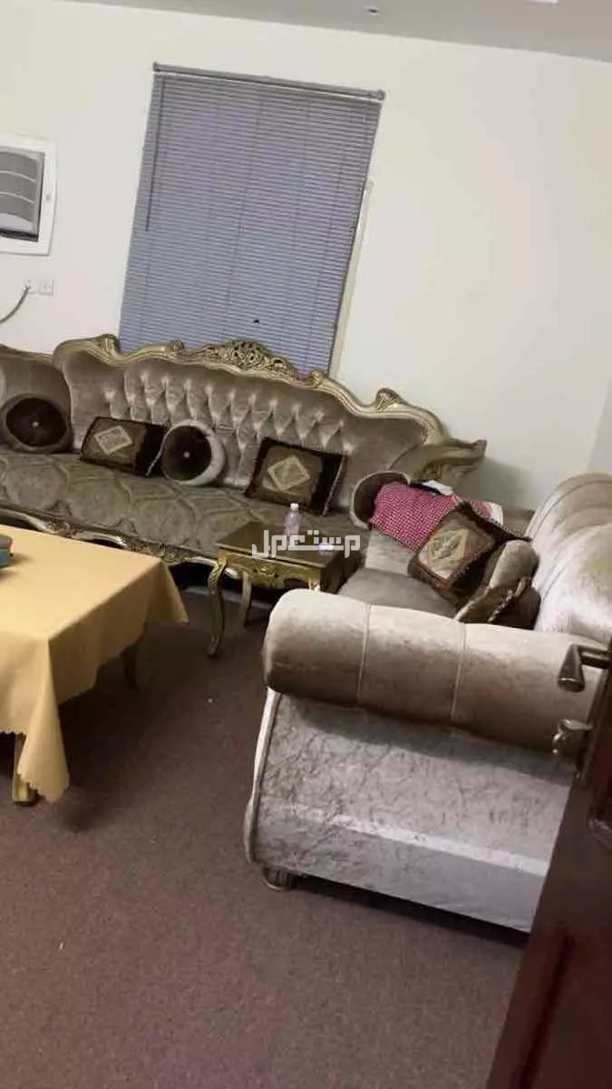 للبيع كنب وفرشه وستايرفي جدة بسعر 900 ريال سعودي