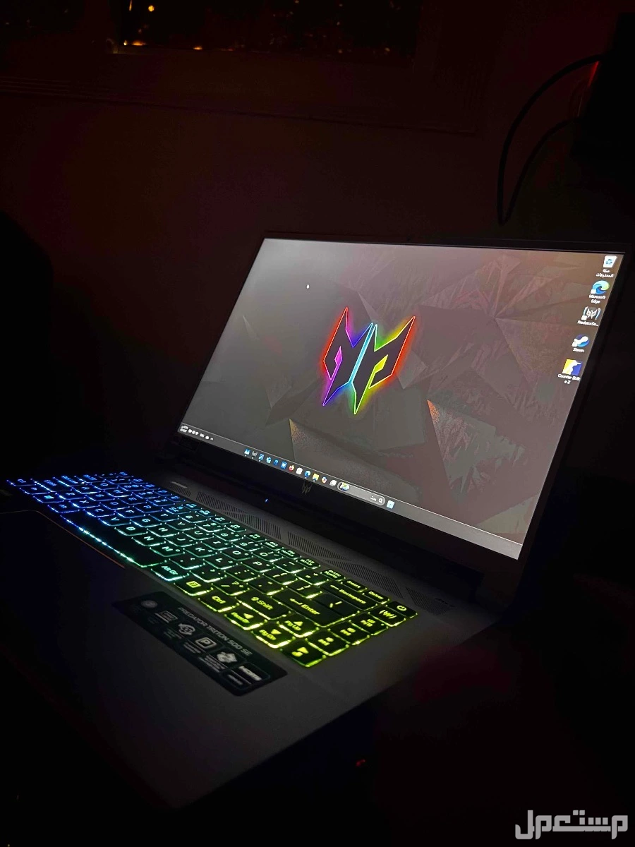 للبيع Predator Helios 500 وحش الألعاب بوضع نظيف جدا