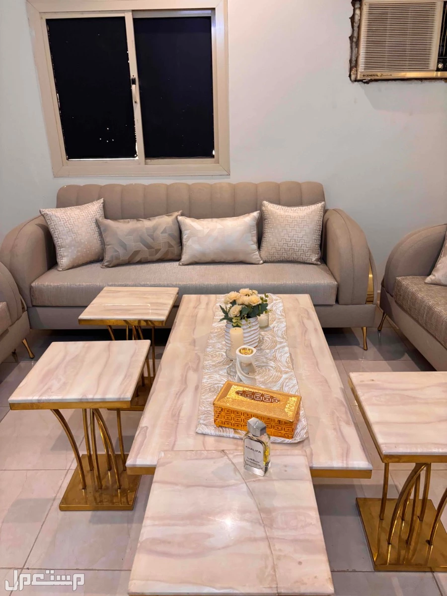 اللييع كنب  في جدة بسعر 2500 ريال سعودي