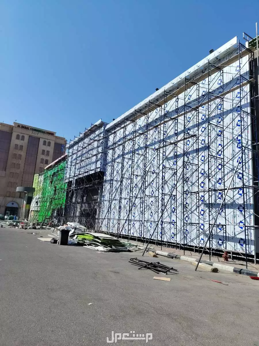 كلادينج مولات واجهة محلات تجارية بالدمام  في الدمام بسعر 180 ريال سعودي