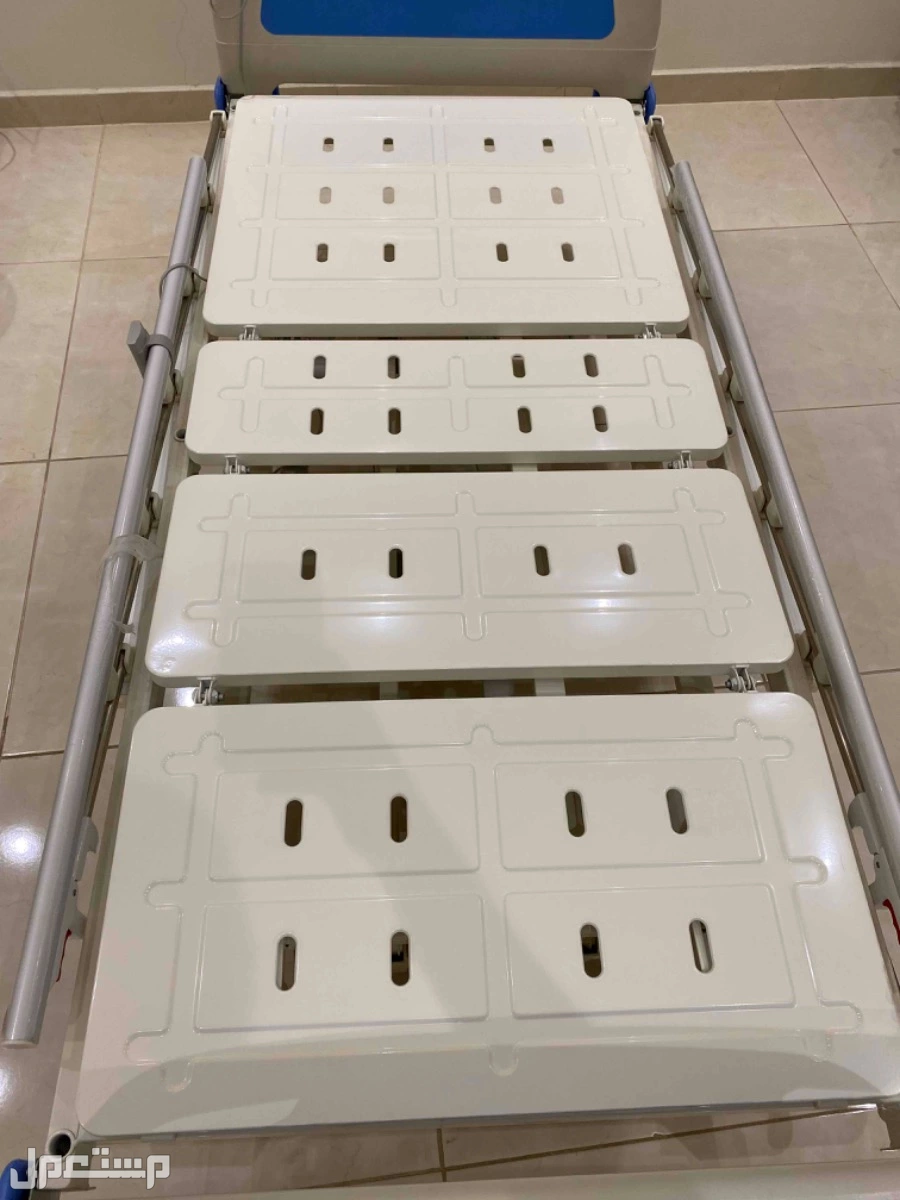 للبيع سرير طبي متحرك ( كهربائي) في الدمام