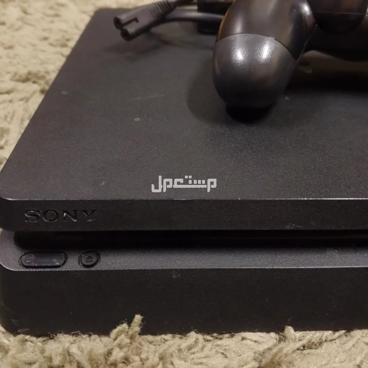 سوني 4 مساحه 1 تيرا مع يد واحد وشريط فيفا 2021