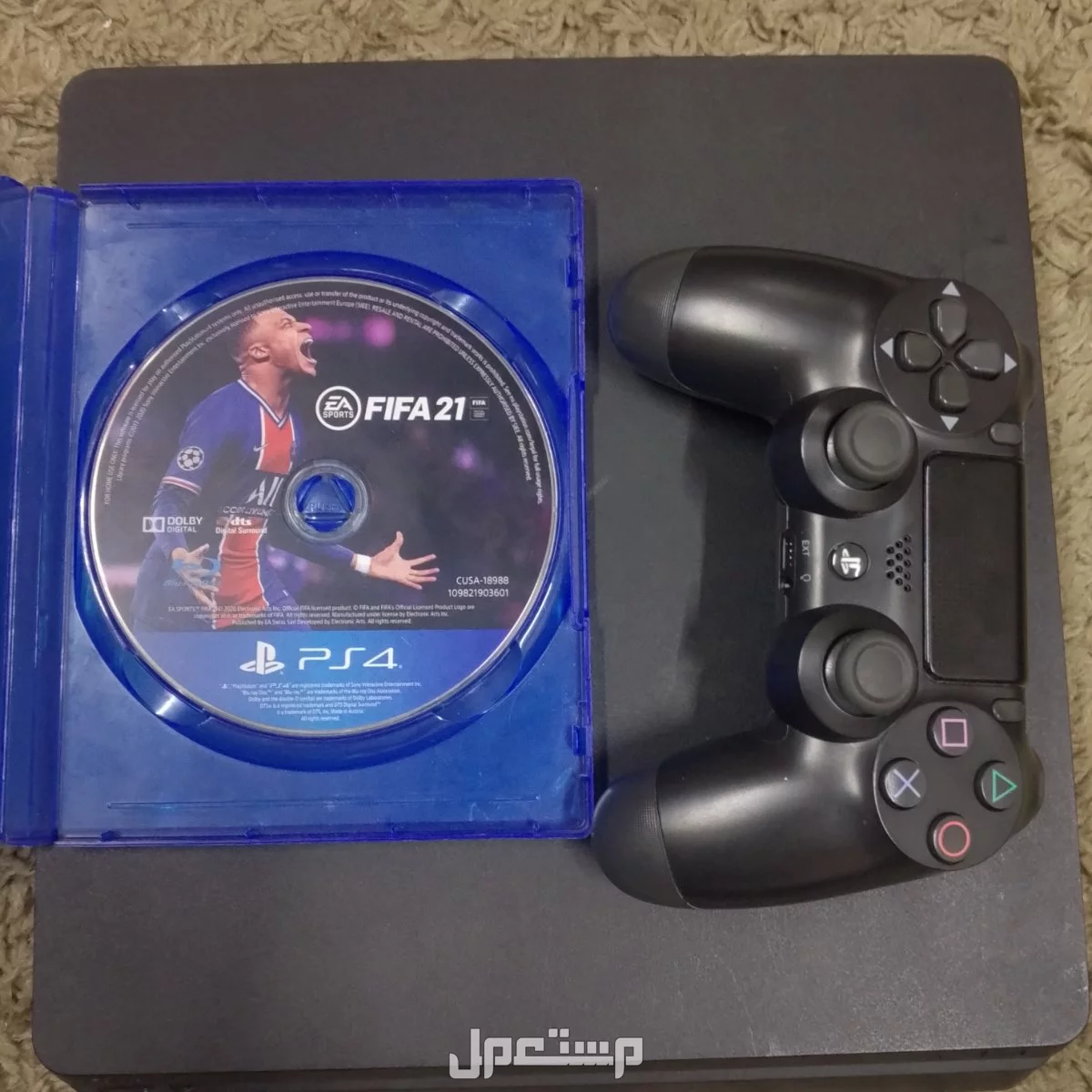 سوني 4 مساحه 1 تيرا مع يد واحد وشريط فيفا 2021