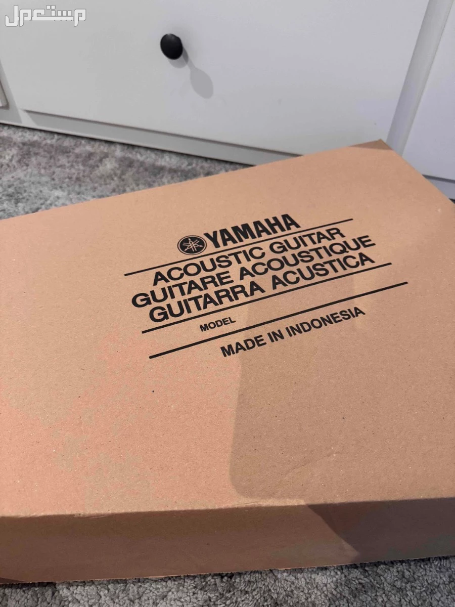 جيتار ياماها Yamaha C-40M كلاسيكي