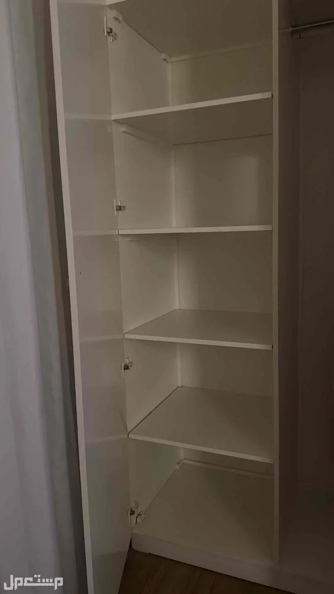 دولاب ملابس للبيع تفصيل منجره في الطائف بسعر 1600 ريال سعودي
