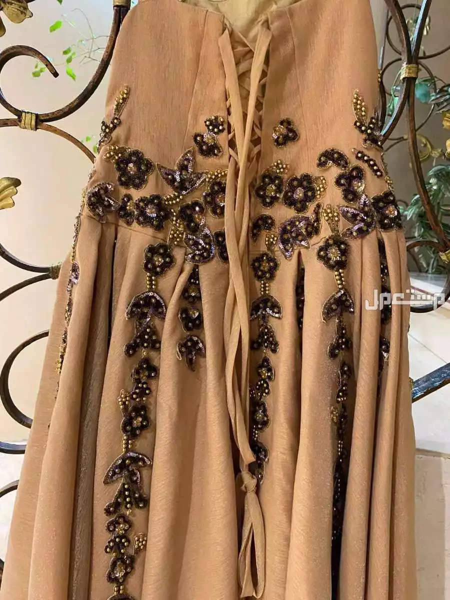للبيع فستان شبكه 2024 في الخرج