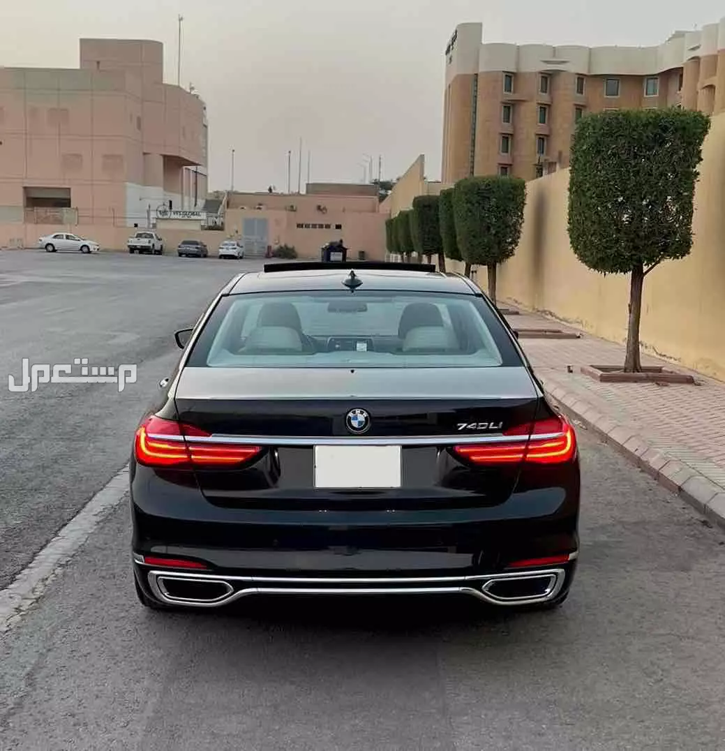 بي ام دبليو الفئة السابعة 2016 مستعملة للبيع في الرياض بسعر 12 ألف ريال سعودي