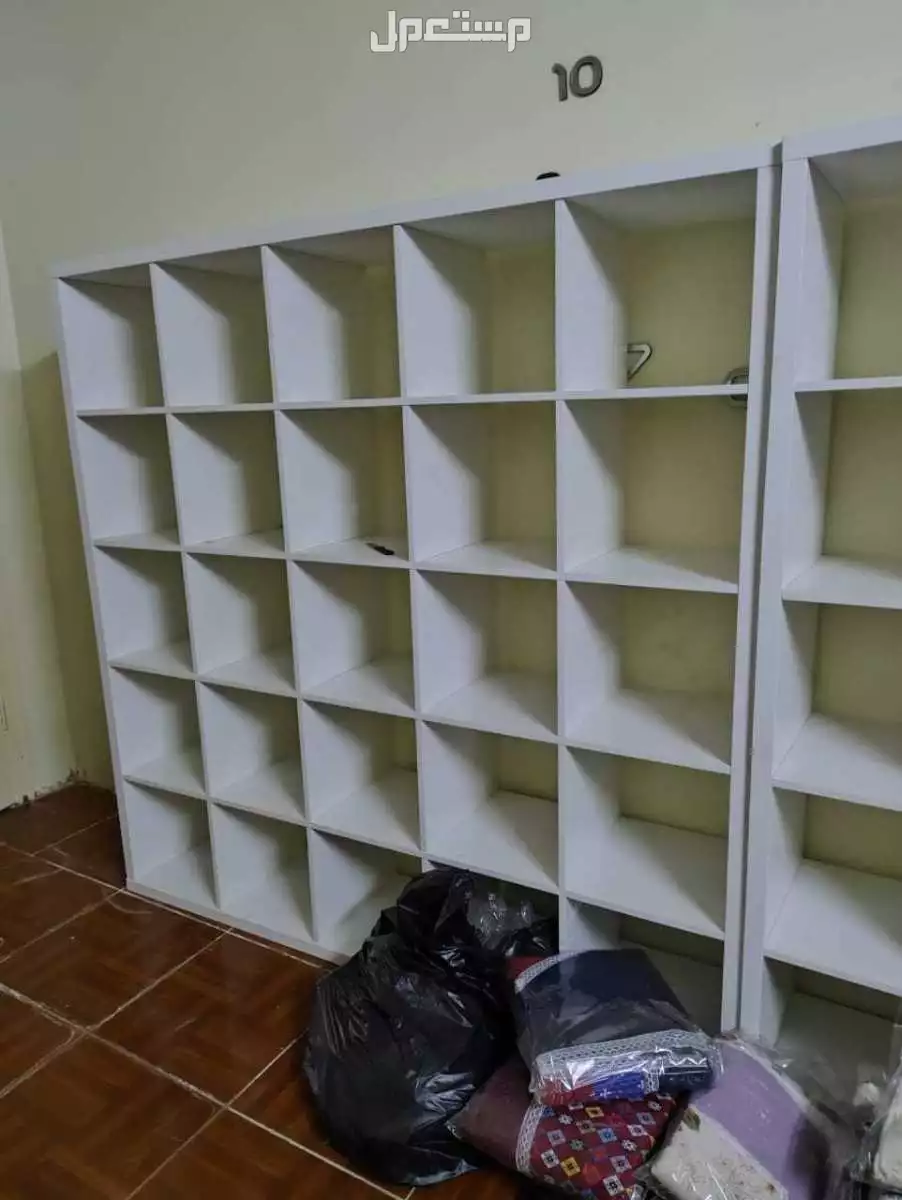 دواليب ايكيا رفوف 5x5 شبه جديدة نصف السعر