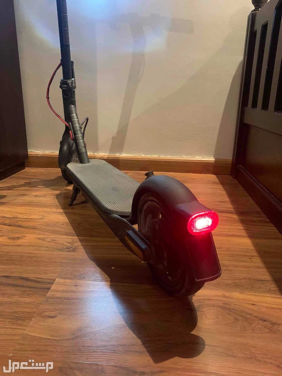 سكوتر Xiaomi Mi 4 Lite ELECTRIC Scooter نظيف