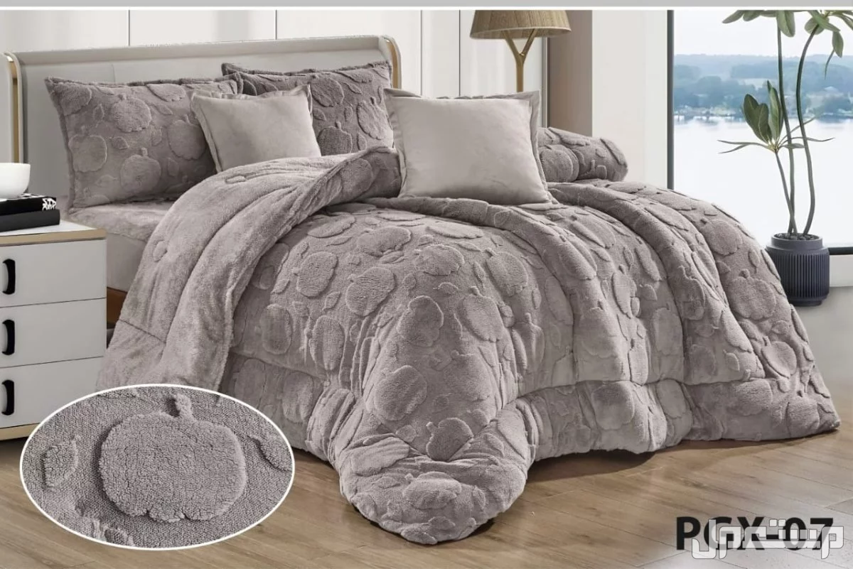 مفارش 6 قطع نفرين ونفر ونص شتوي حشوة و سط نشحن لكافه مدن المملكة  في الرياض  في المجمعة بسعر 260 ريال سعودي