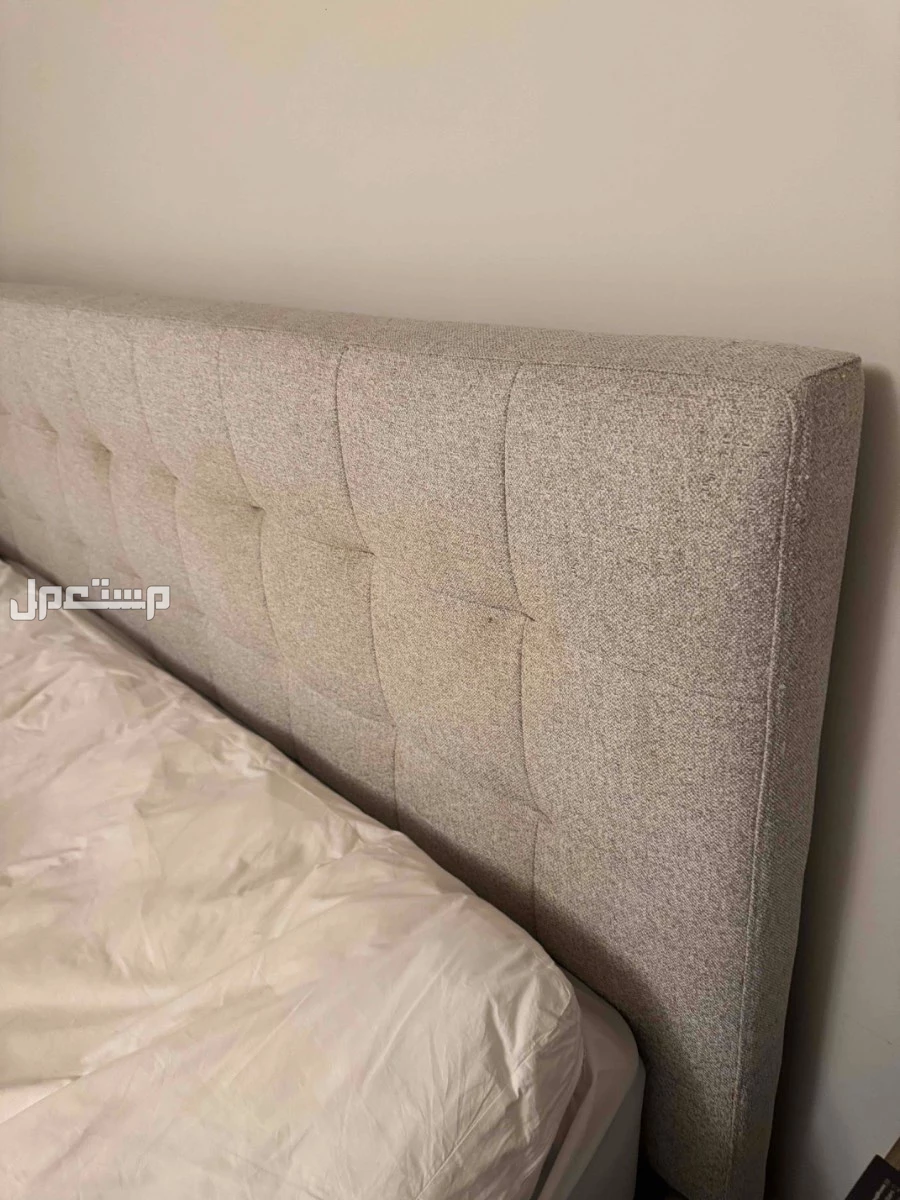 سرير ويست إلم مع مرتبة سيرتا ولباد كرز لينن – نظيف في الخبر