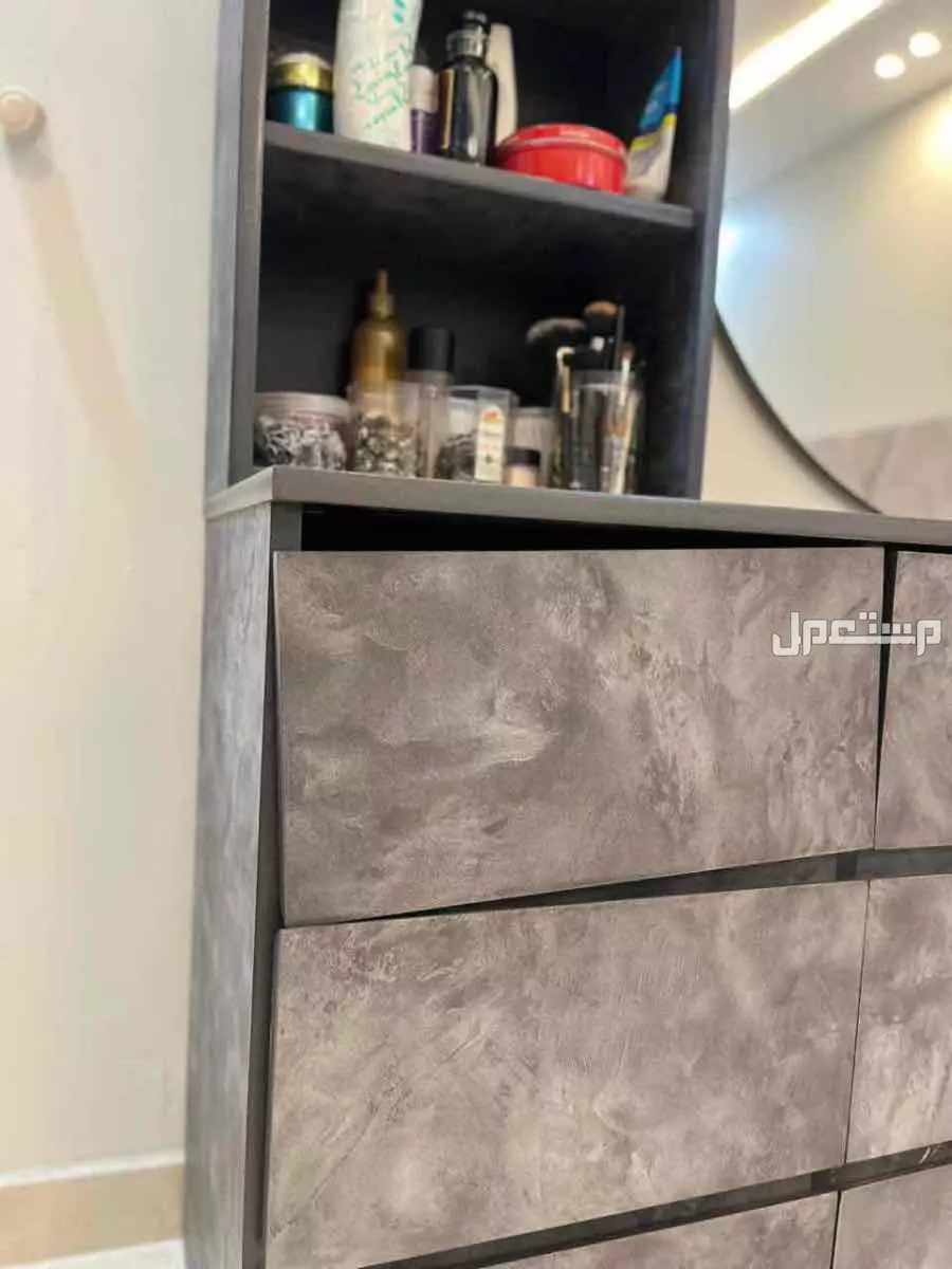 للبيع تسريحه غرفه نوم في جده  حي التيسير