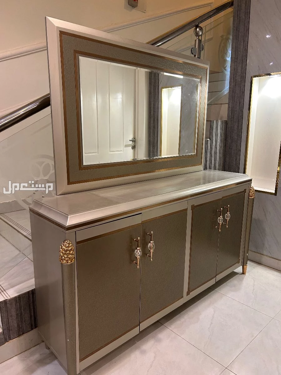 طاولة طعام للبيع الرياض جديدة 10 كراسي ب 3500