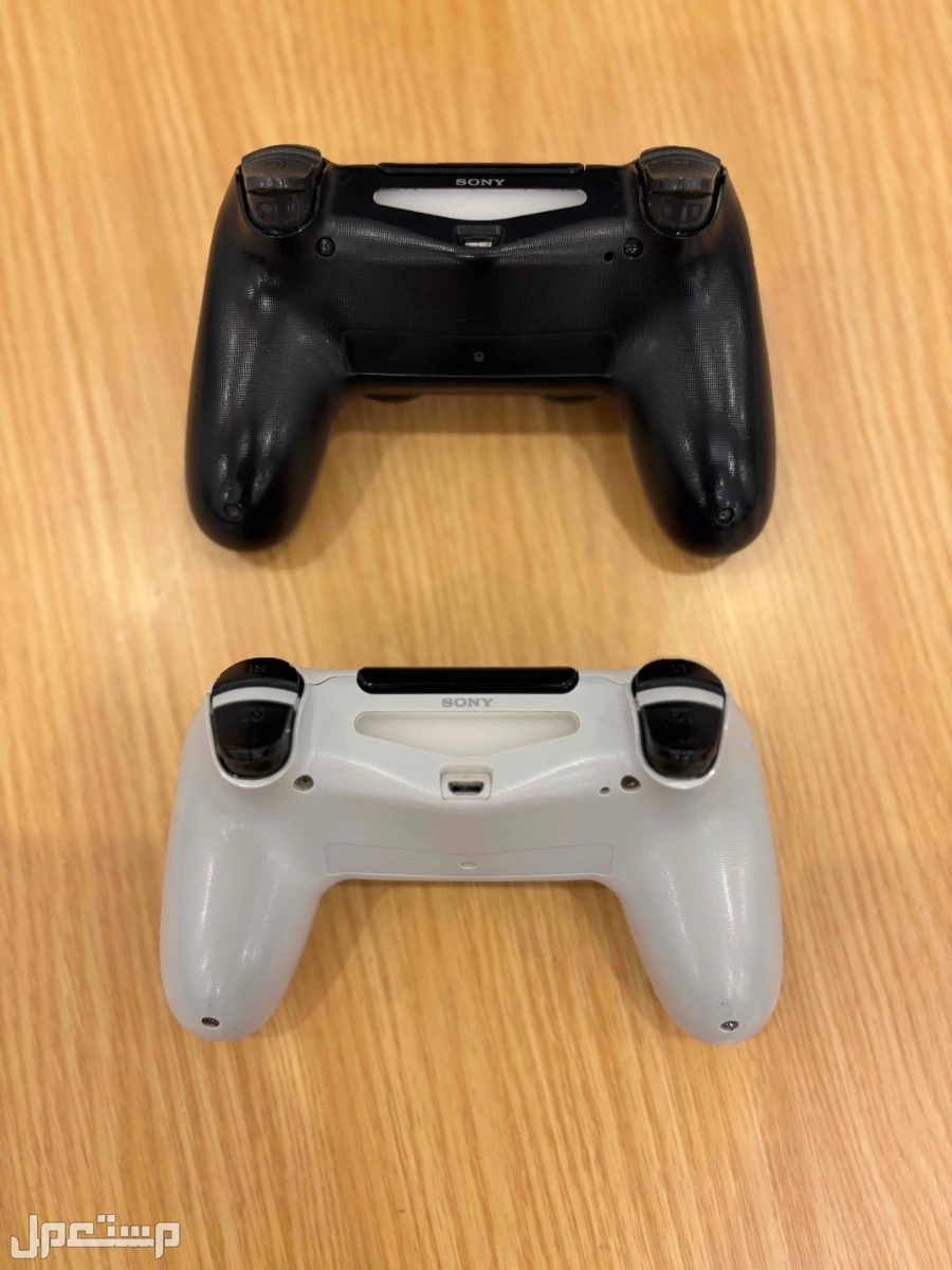 سوني 4 مستخدم للبيع  في الدمام بسعر 500 ريال سعودي