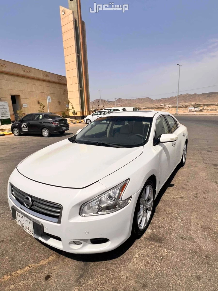 نيسان مكسيما 2014 مستعملة للبيع في جدة بسعر 28 ألف ريال سعودي