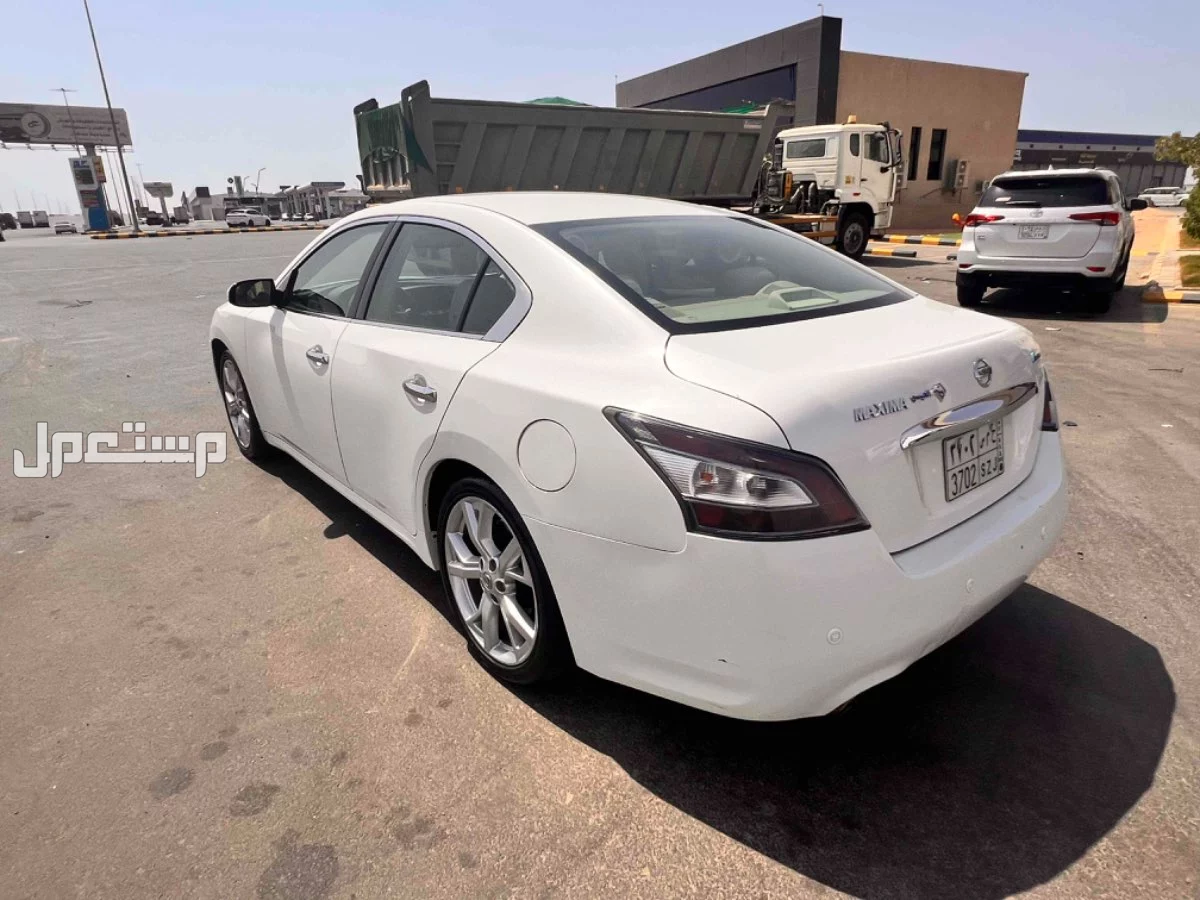 نيسان مكسيما 2014 مستعملة للبيع في جدة بسعر 28 ألف ريال سعودي