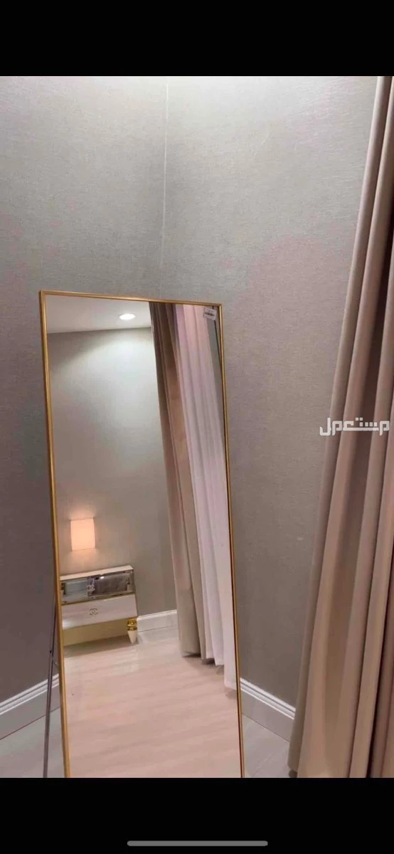 للبيع مرايه جديده حتى الاستيكر موجود بسعر 160 ريال فقط