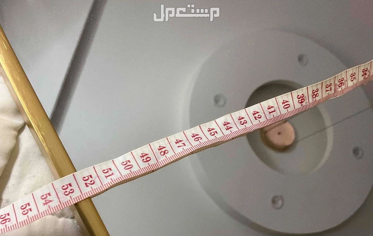 للبيع مرايه جديده حتى الاستيكر موجود بسعر 160 ريال فقط