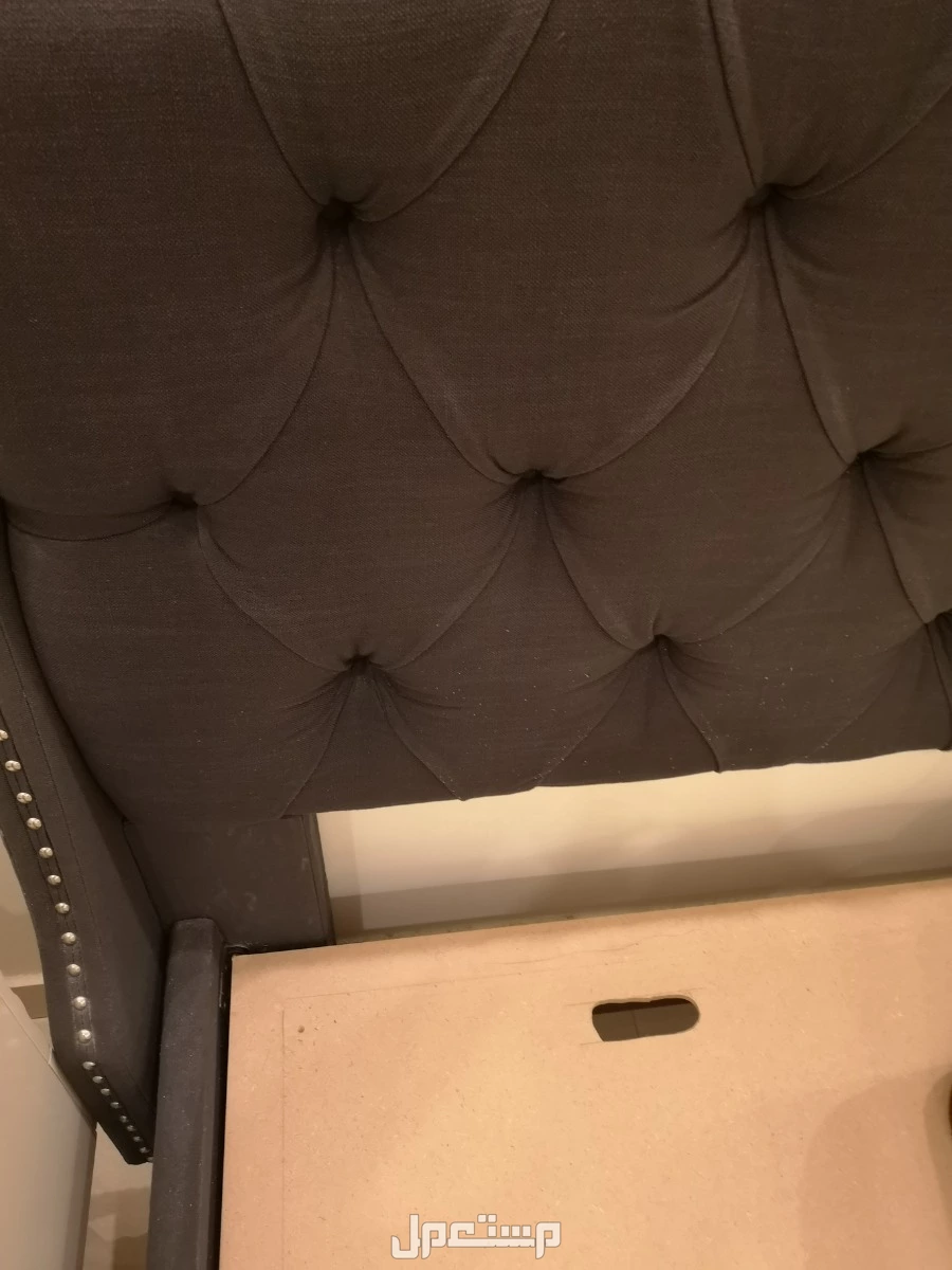 سرير نفرين 2م *2م في عنيزة بسعر 800 ريال سعودي