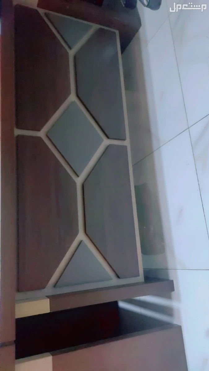 مكيفات سبليت شبه جديده وادوات كهربائيه ومكتب شبه جديد ومطابخ لايجي الا الصامل رجاء خاص  في جدة بسعر 0 ريال سعودي