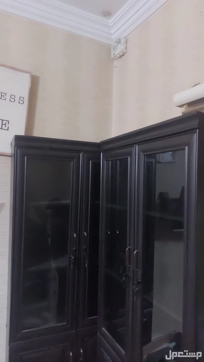 مكيفات سبليت شبه جديده وادوات كهربائيه ومكتب شبه جديد ومطابخ لايجي الا الصامل رجاء خاص  في جدة بسعر 0 ريال سعودي