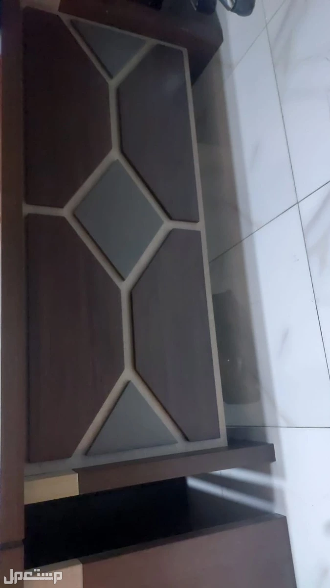 مكيفات سبليت شبه جديده وادوات كهربائيه ومكتب شبه جديد ومطابخ لايجي الا الصامل رجاء خاص  في جدة بسعر 0 ريال سعودي