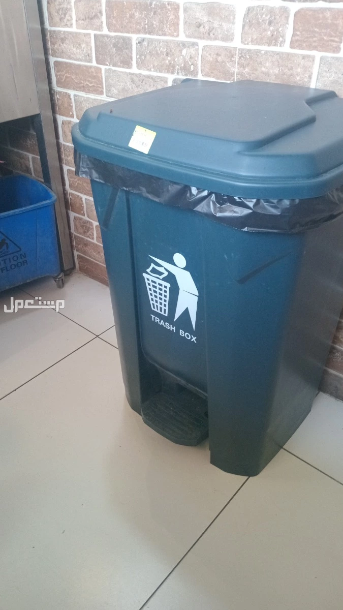 اغراض مح في الرياض بسعر 30 ألف ريال سعودي