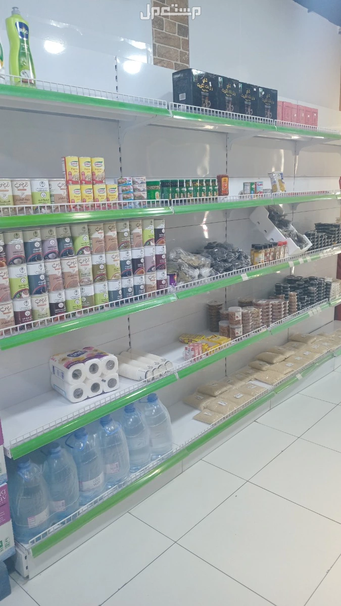 اغراض مح في الرياض بسعر 30 ألف ريال سعودي