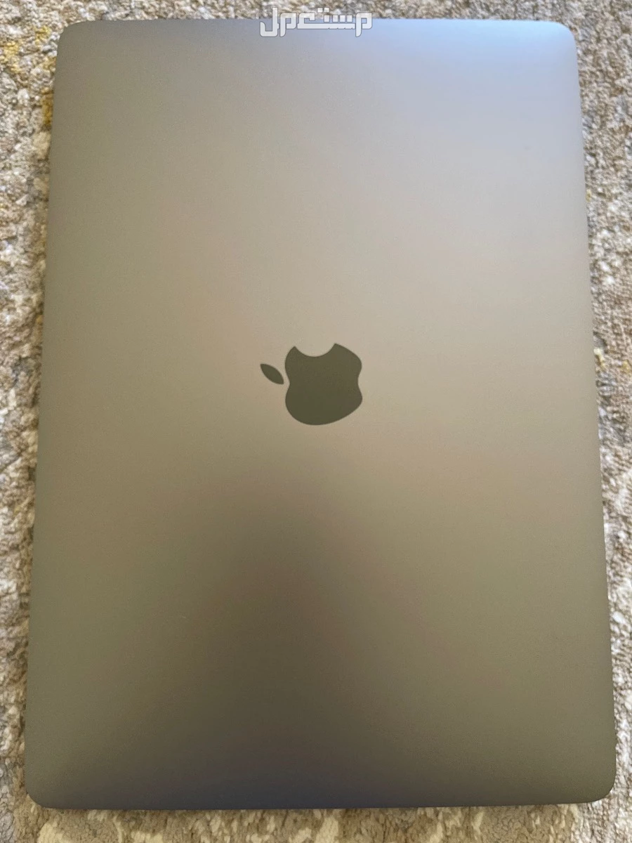 للبيع ماك بوك اير 2020 في بريدة