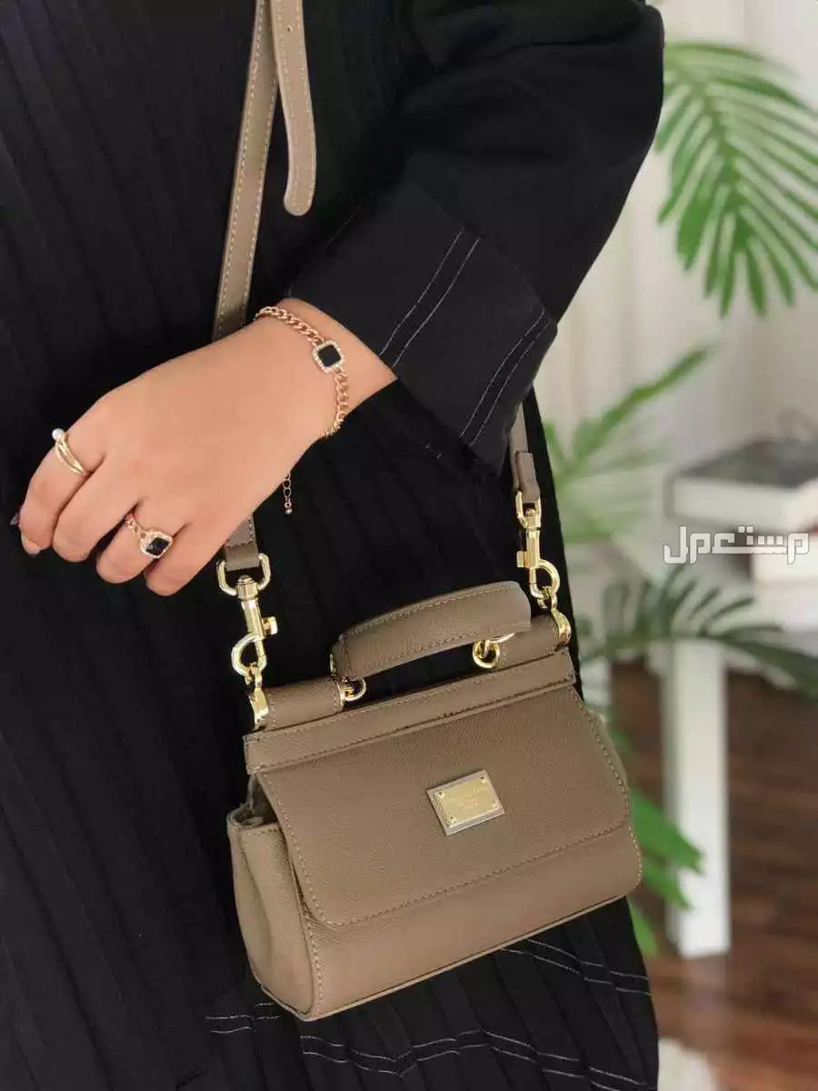 شنط دولتشي & قابانا ماستر كوالتي مع البكس