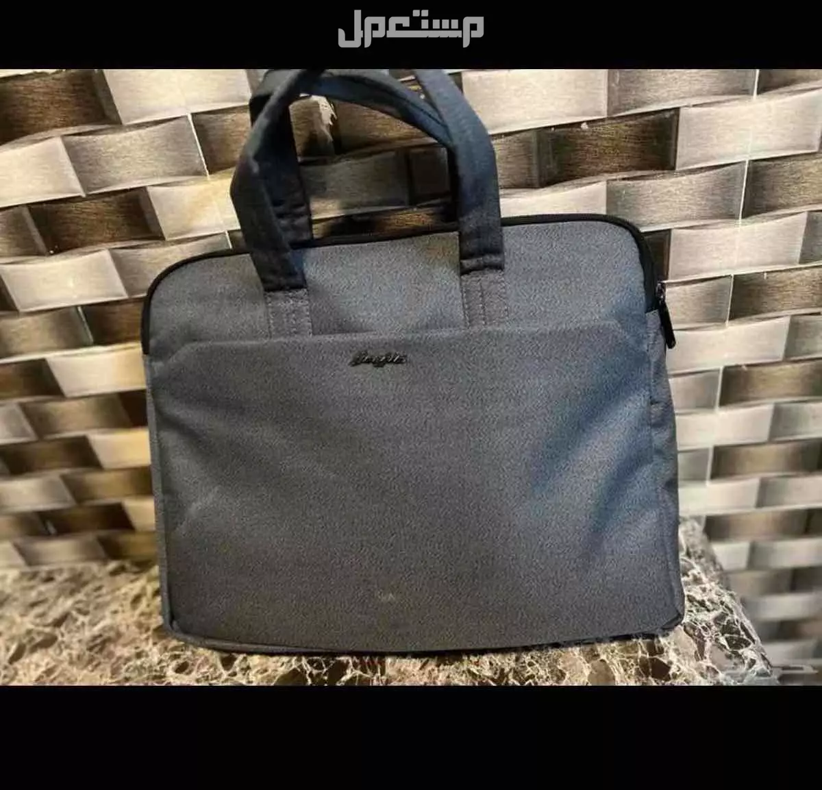 كمبيوتر ديل 15 6 بوصه في احد المسارحة بسعر 700 ريال سعودي