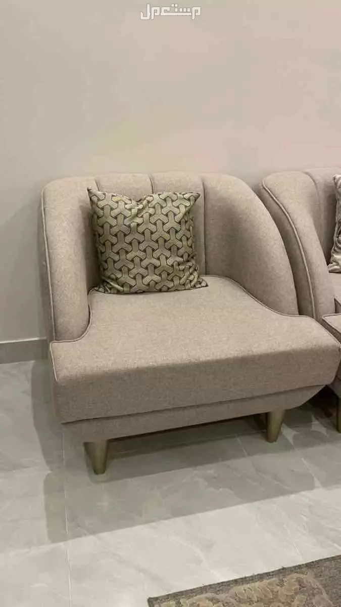 للبيع كنب نظيف بالحيل مرره في بريده في بريدة بسعر 1500 ريال سعودي