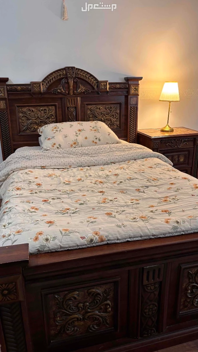 للبيع غرفة نوم مستعمله بكامل ملحقاتها