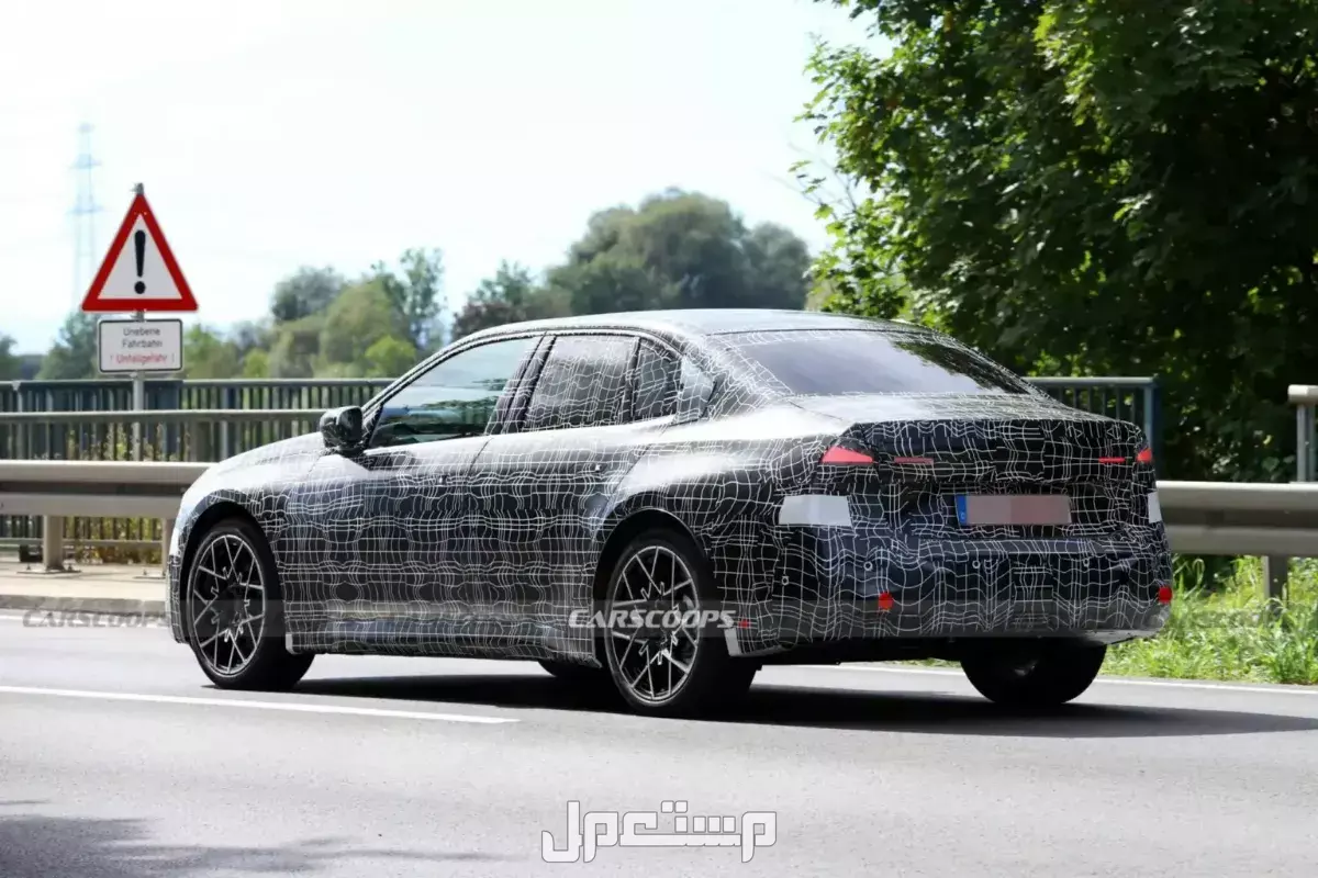 مواصفات واسعار بي ام دبليو الفئة الثالثة 2026 خلفية BMW 3 Series الجديدة