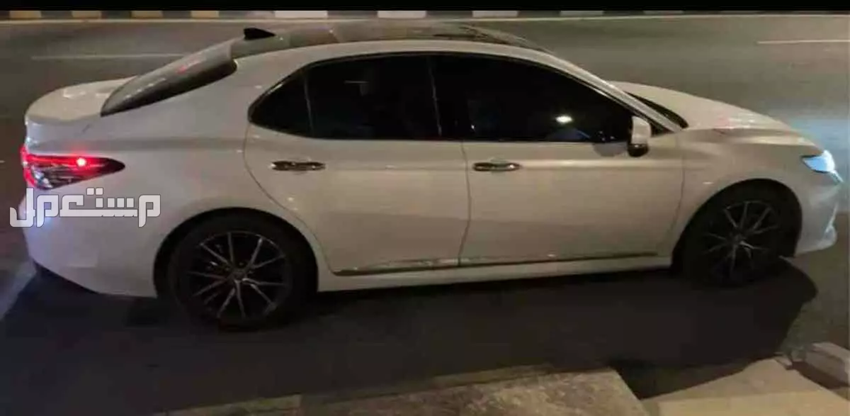 تويوتا كامري 2021 مستعملة للبيع في مكة المكرمة بسعر 92 ألف ريال سعودي